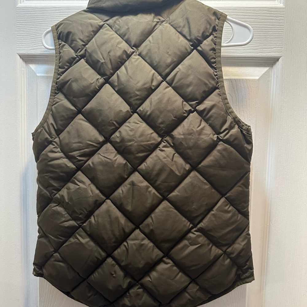J Crew Puffer Vest - Picture 2 of 2